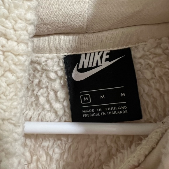 Nike, Adult Medium, Off-White - Picture 3 of 6